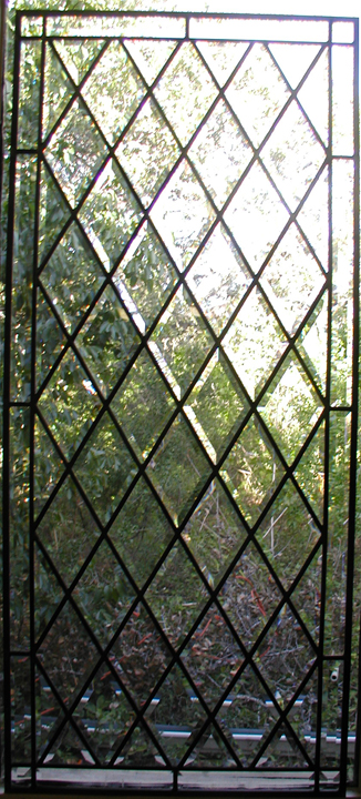 Diamond Lite Beveled Glass Window